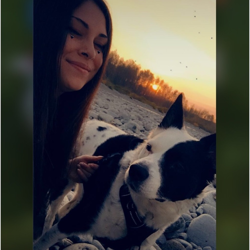 Meet your Posher, Jade